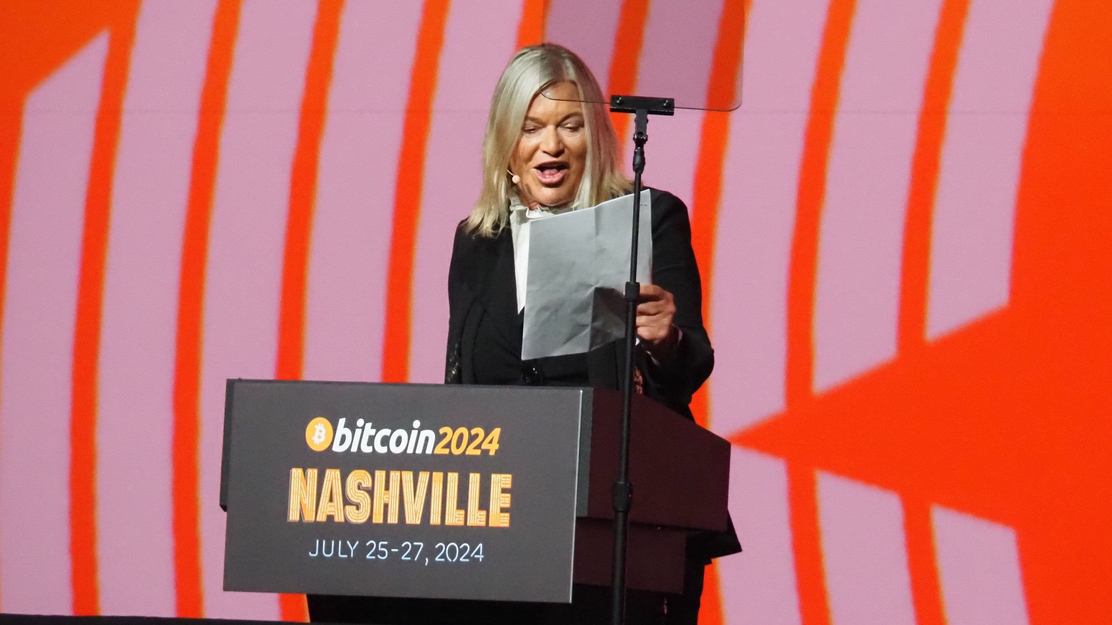 Senator Cynthia Lummis speaking at a blockchain policy event about crypto tax reform in 2025
