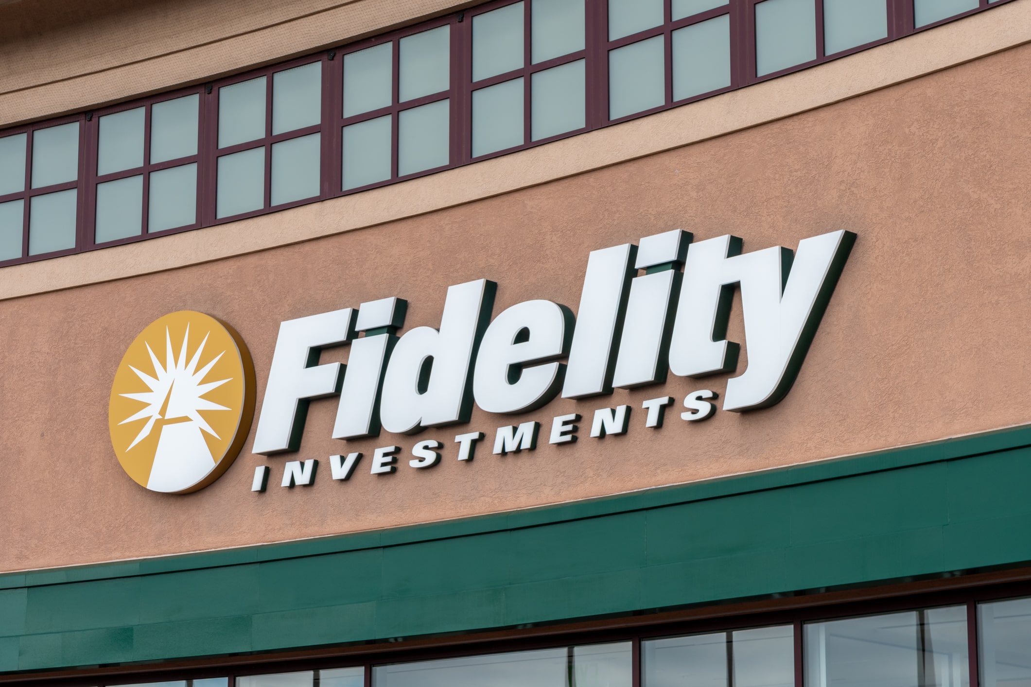 Fidelity Investments 401k crypto options