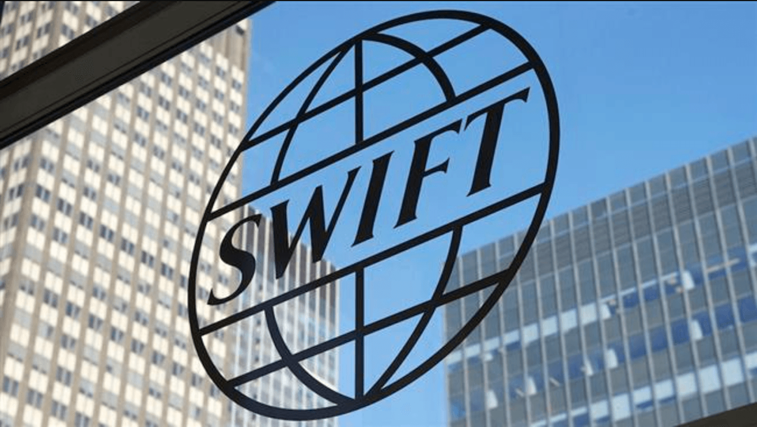 Chainlink Swift partnership digital asset settlement