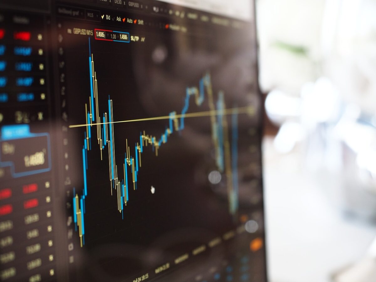 crypto ETF trading hours vs 24/7 crypto market